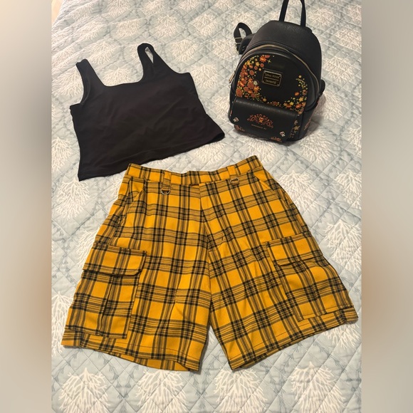 Hot Topic Pants - Hot Topic Yellow Plaid Cargo Shorts